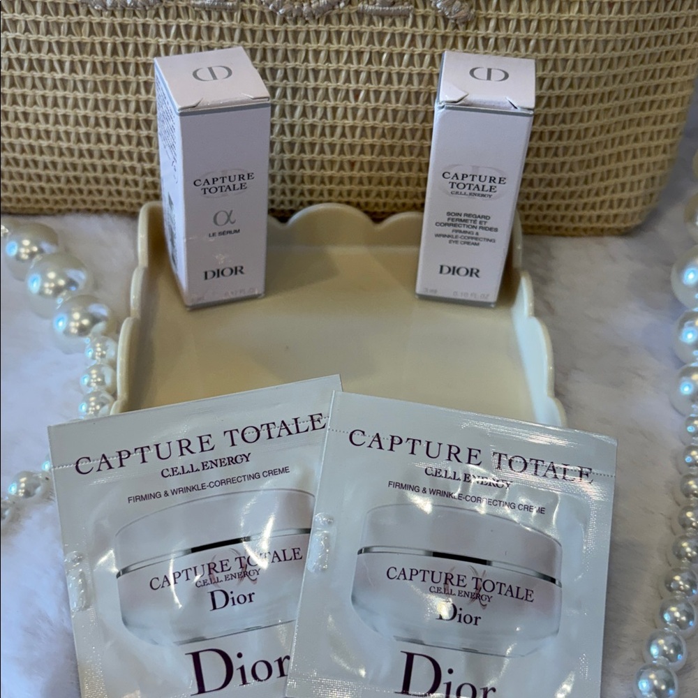 Dior Capture Totale Sample Set with Tan Woven Clutch with Pearl Crossbody Strap - Picture 2 of 8